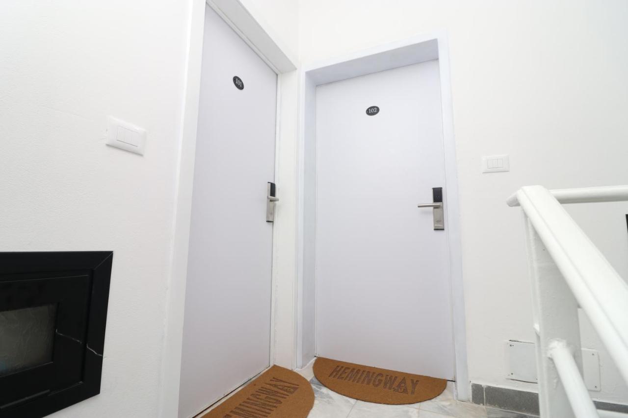 Heming-Way Hotel Durrës Buitenkant foto